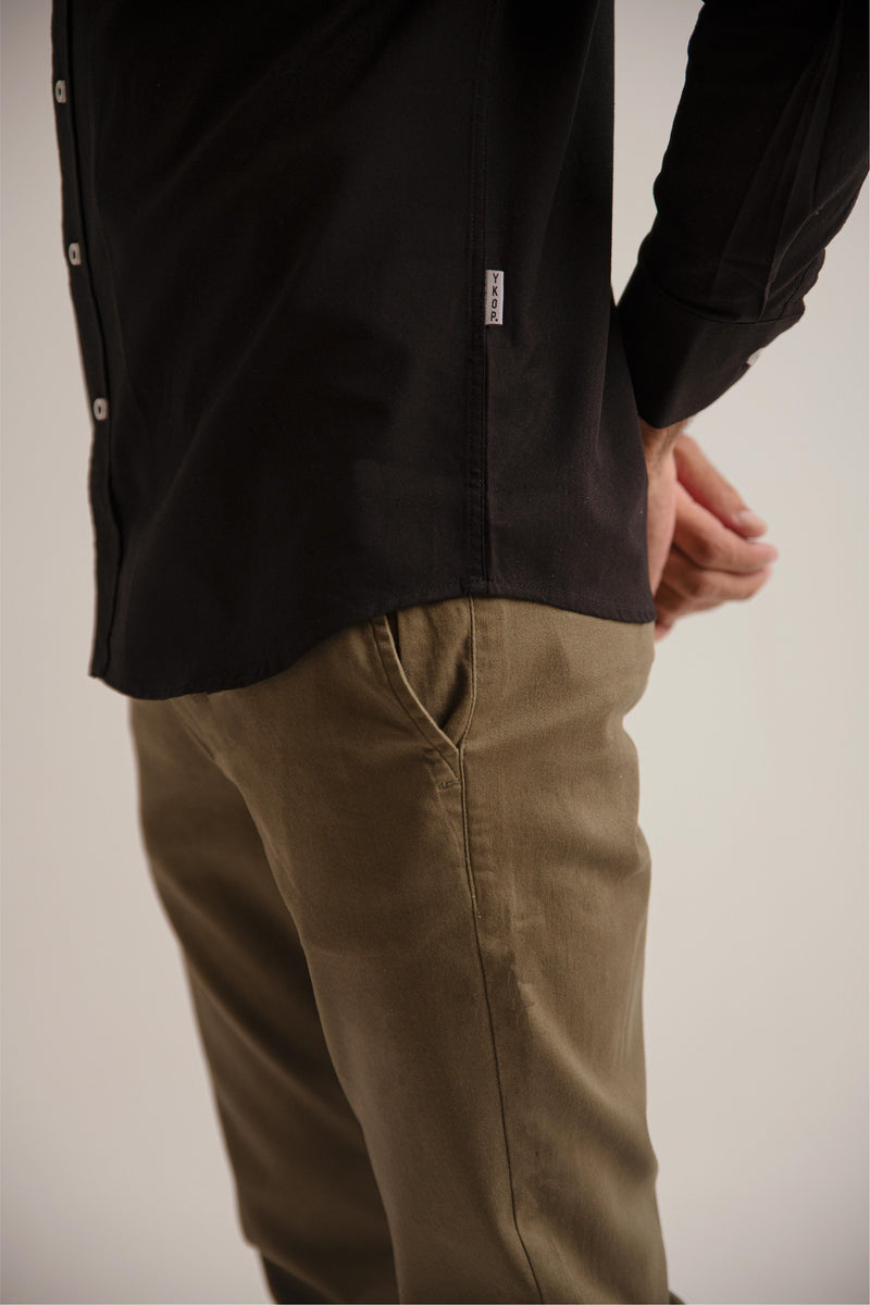 BLACK BUTTON DOWN SHIRT