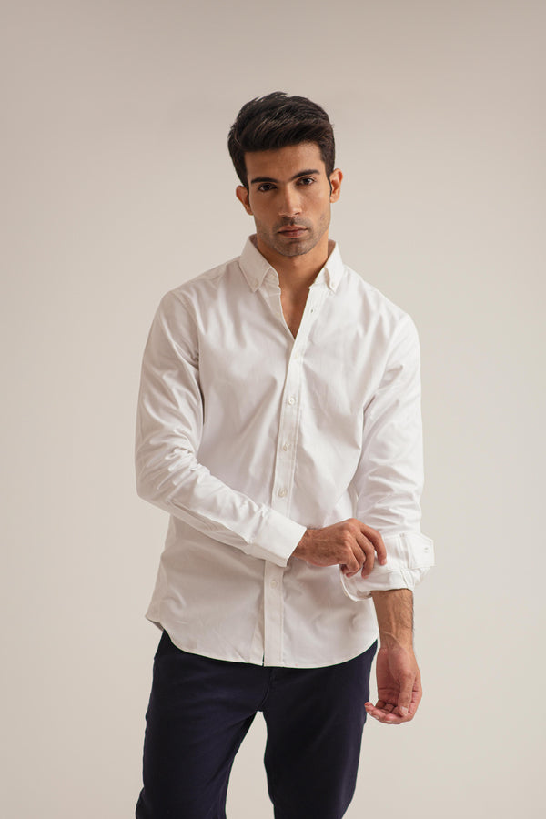 WHITE BUTTON DOWN SHIRT
