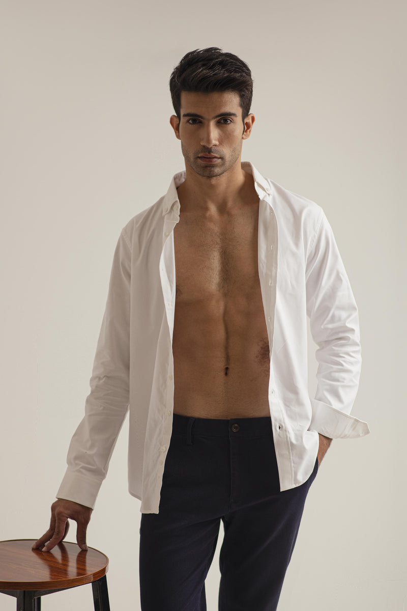 WHITE BUTTON DOWN SHIRT